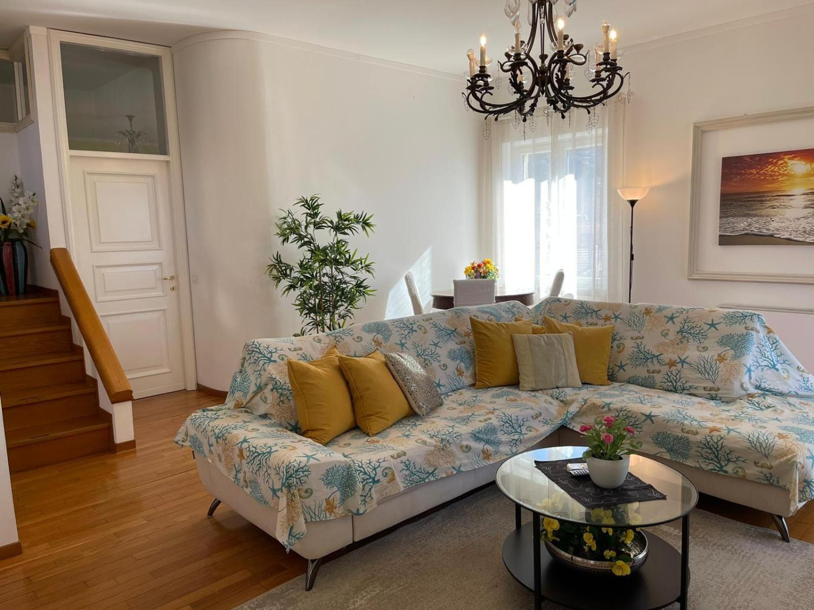 Casa Riviera